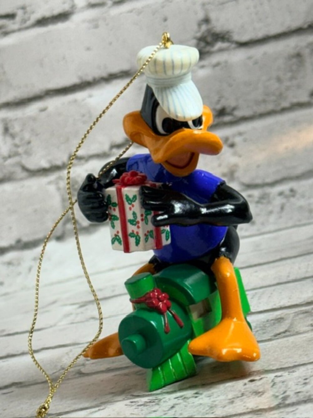Daffy Duck 1989 Danbury Mint Bugs Bunny Friends Christmas Ornament Looney Tunes